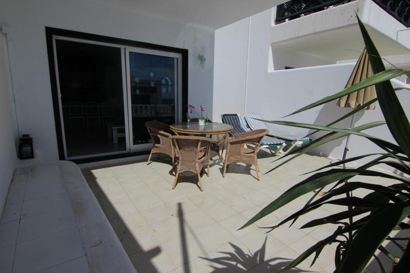 Apartamentos Los Dragos Puerto del Carmen  Dış mekan fotoğraf