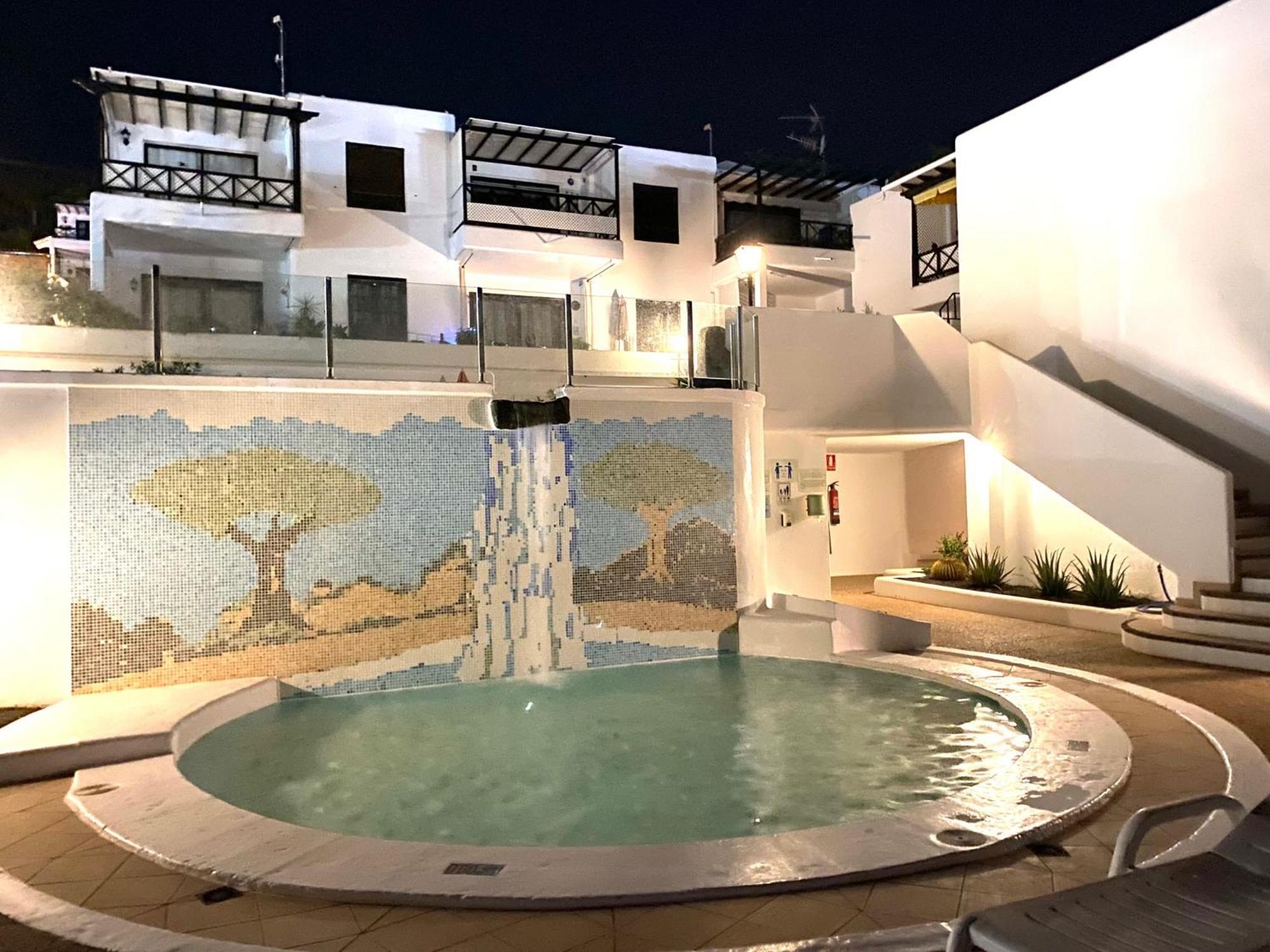 Apartamentos Los Dragos Puerto del Carmen  Dış mekan fotoğraf